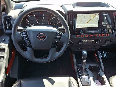 Used 2025 Nissan Frontier PRO-4X w/ Pro Premium Package AWD/4WD image 13