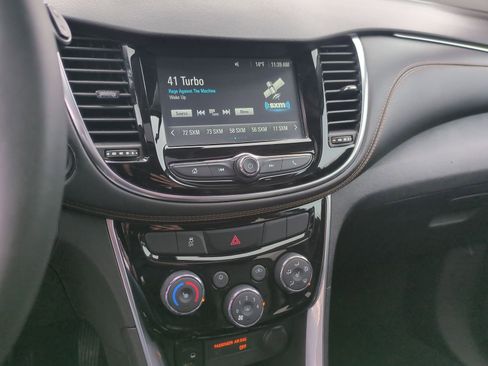 Used 2017 Chevrolet Trax Premier image 40