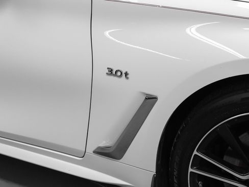 Used 2018 INFINITI Q60 3.0t Sport w/ Sensory Package 3.0T Sport AWD/4WD image 15