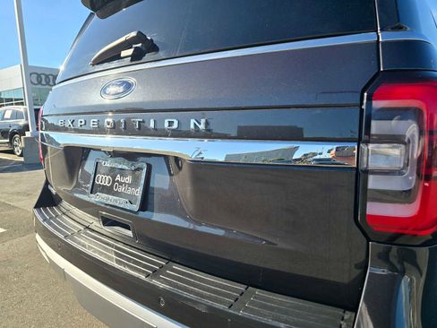 Used 2024 Ford Expedition Limited image 15