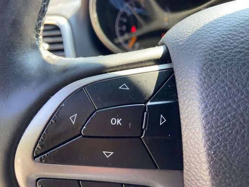 Used 2019 Jeep Grand Cherokee Limited RWD image 34
