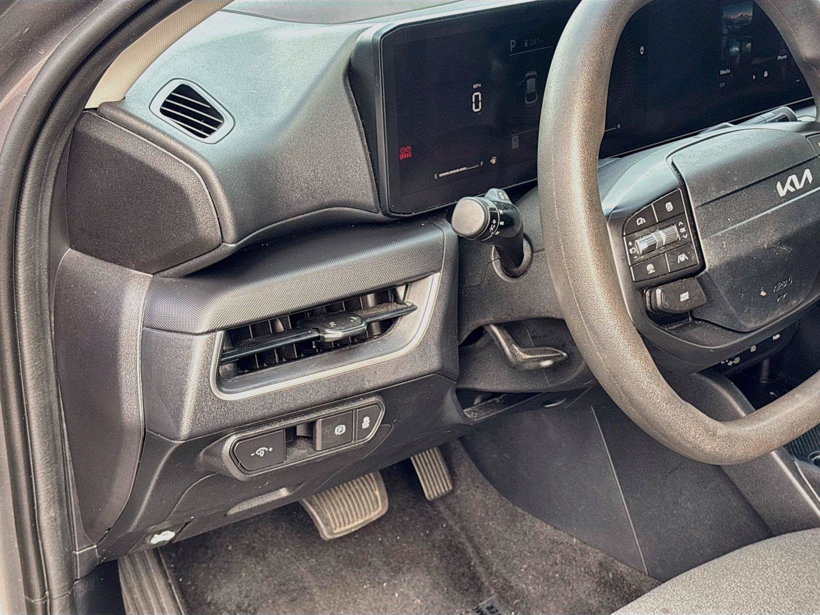 Used 2025 Kia K4 FWD image 10