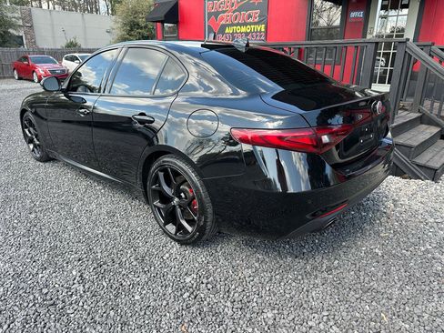 Used 2020 Alfa Romeo Giulia w/ Nero Edizione image 4