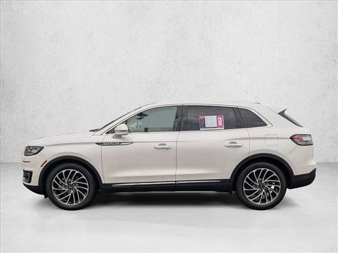 Used 2019 Lincoln Nautilus Reserve image 9