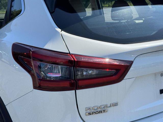 Used 2020 Nissan Rogue Sport SL w/ Premium Package AWD/4WD image 9