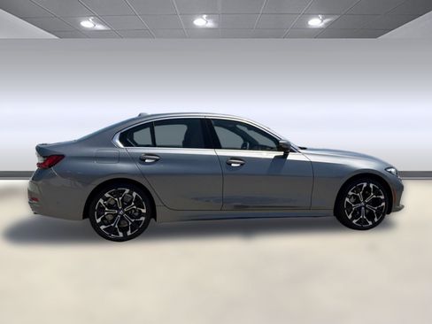 Used 2026 BMW 330i Sedan RWD image 7