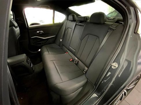 Used 2019 BMW 330i Sedan w/ Convenience Package image 25