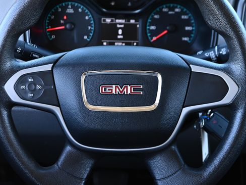 Used 2017 GMC Canyon 2WD Crew Cab w/ Convenience Package image 31