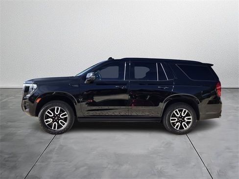 Used 2023 GMC Yukon AT4 w/ AT4 Premium Plus Package image 2