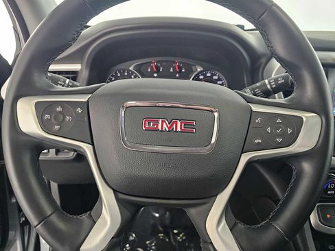 Used 2023 GMC Acadia SLT FWD image 24