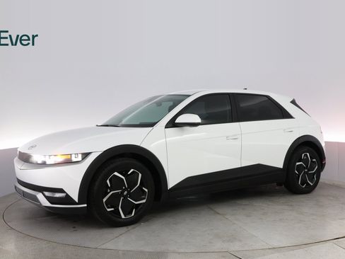 Used 2024 Hyundai Ioniq 5 SEL image 15