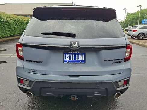 Certified 2025 Honda Passport Black Edition image 5