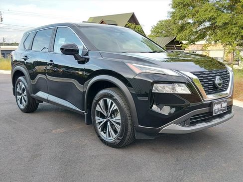 Certified 2023 Nissan Rogue SV FWD image 1