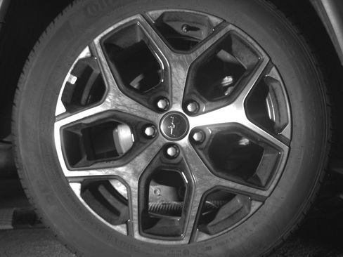 Used 2025 Jeep Compass Limited image 15