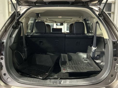 Used 2018 Mitsubishi Outlander GT image 33