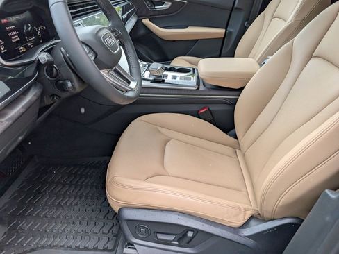 Used 2025 Audi Q7 3.0T Premium Plus image 25