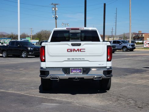 New 2026 GMC Sierra 1500 SLT w/ SLT Premium Package image 8