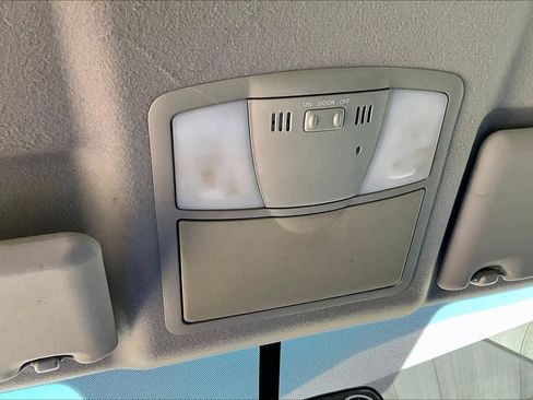 Used 2014 Nissan Rogue S w/ Convenience Package image 29