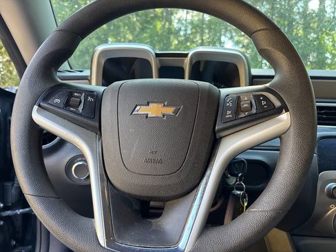 Used 2015 Chevrolet Camaro LS RWD image 11