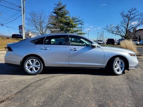 Used 2024 Honda Accord LX image 30