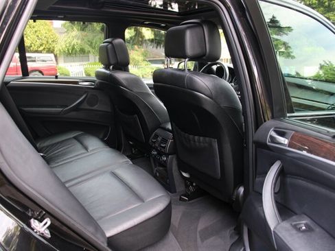 Used 2012 BMW X5 xDrive35i image 6