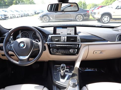 Used 2018 BMW 328d xDrive Wagon AWD/4WD image 14
