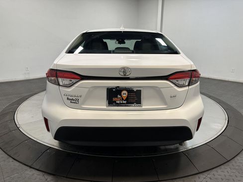 Used 2023 Toyota Corolla LE image 11