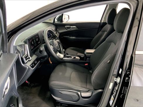 Used 2023 Kia Sportage LX FWD image 15
