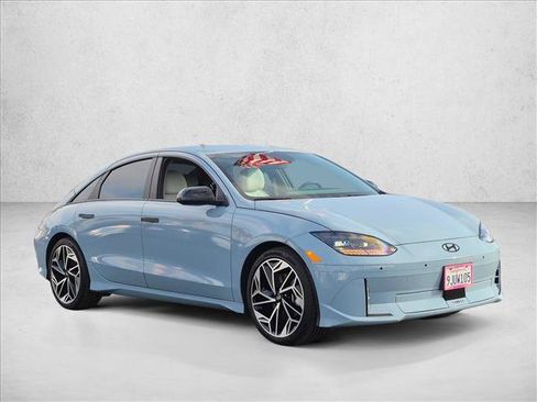 Used 2023 Hyundai Ioniq 6 SEL RWD image 4
