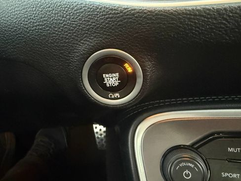 Used 2021 Dodge Challenger R/T image 20