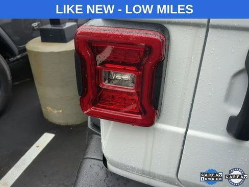 Certified 2023 Jeep Wrangler Unlimited Sahara w/ LED Lighting Group AWD/4WD image 16