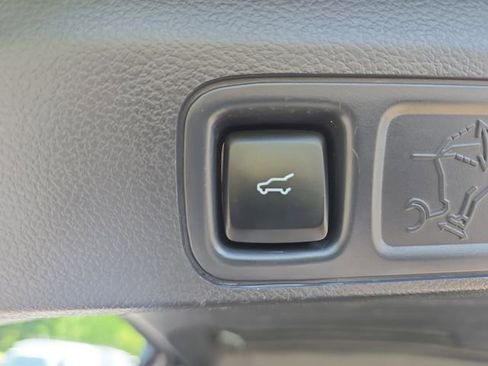 Certified 2023 Ford Expedition Limited AWD/4WD image 8
