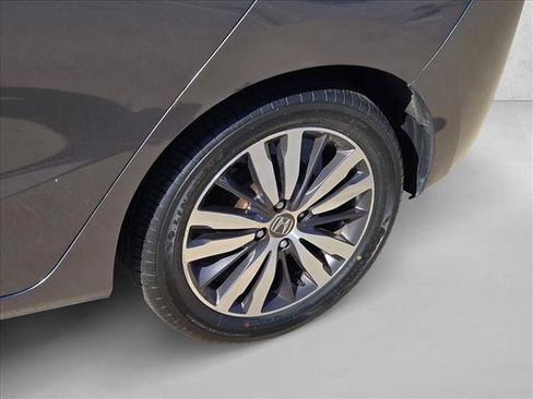 Used 2015 Honda Fit EX image 19