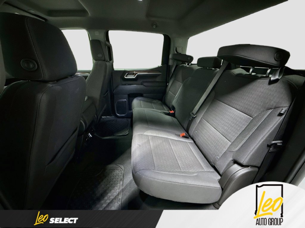 Used 2026 Chevrolet Silverado 1500 LT AWD/4WD image 27