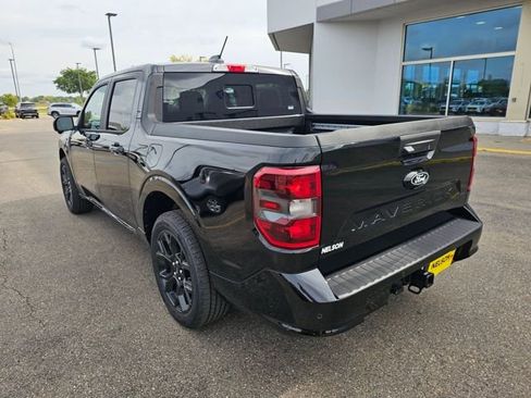 New 2025 Ford Maverick Lobo image 40