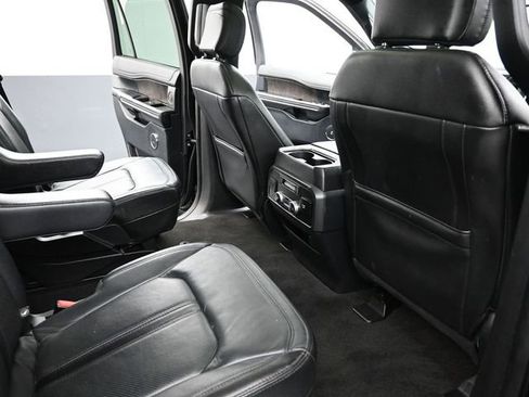 Used 2020 Ford Expedition Limited image 22