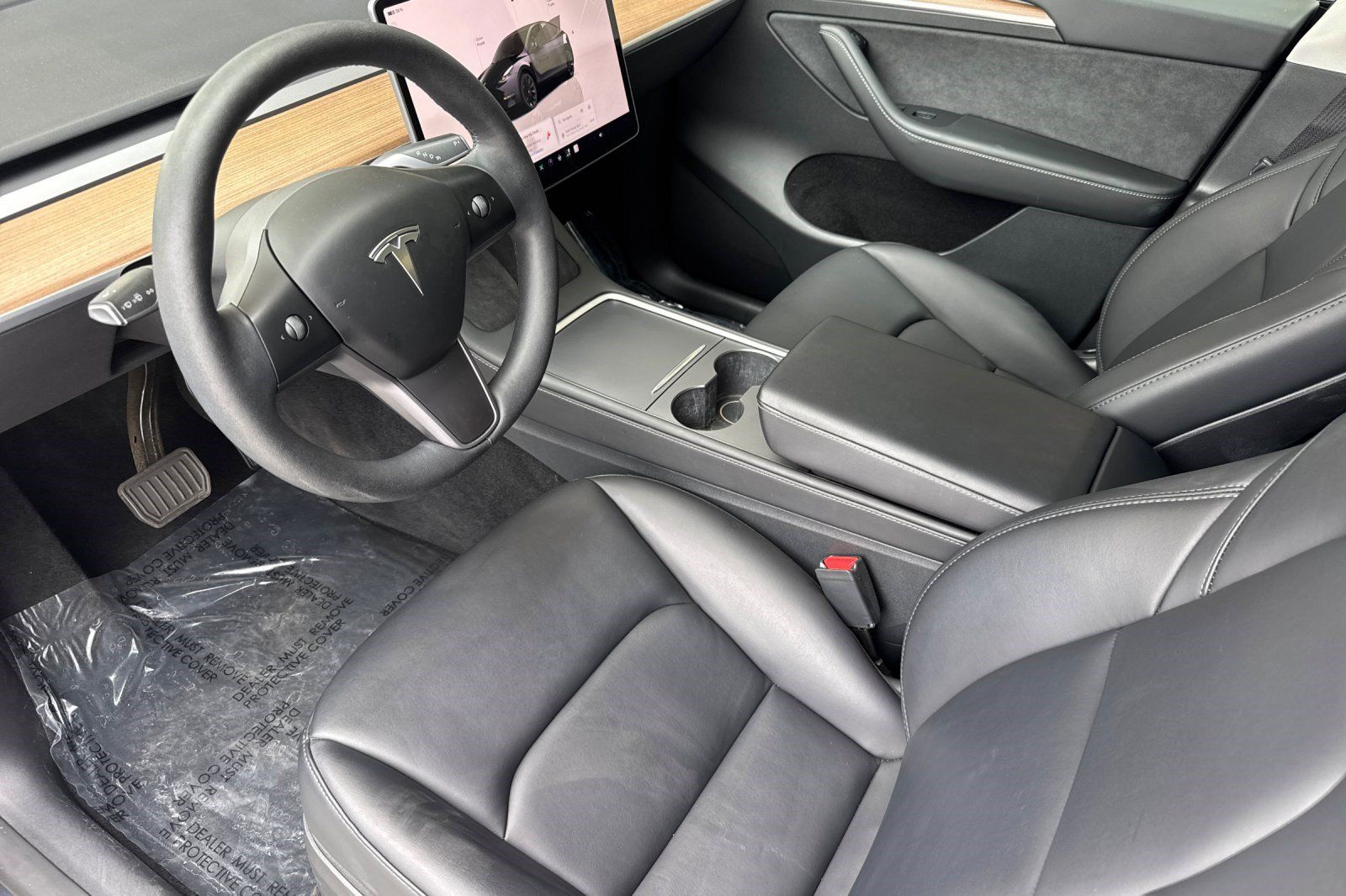 Used 2023 Tesla Model Y 2WD image 4