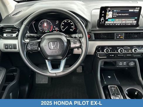 Certified 2025 Honda Pilot EX-L image 16