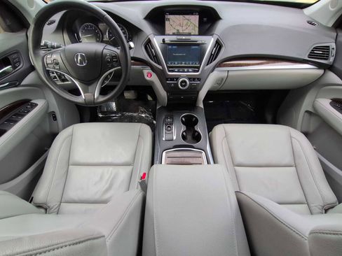 Used 2018 Acura MDX w/ Technology & Entertainment image 16