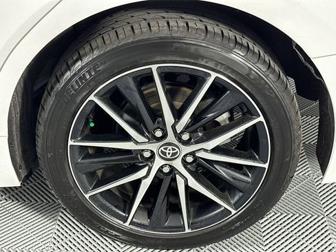 Used 2024 Toyota Camry SE w/ Convenience Package FWD image 10