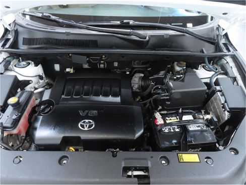Used 2008 Toyota RAV4 2WD V6 image 18