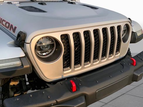 Used 2022 Jeep Gladiator Rubicon w/ LED Lighting Group AWD/4WD image 29