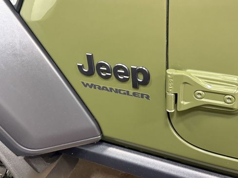 Used 2022 Jeep Wrangler Willys image 48