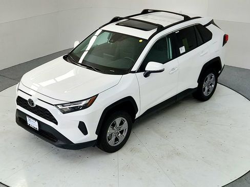 Certified 2023 Toyota RAV4 XLE w/ Convenience Package AWD/4WD image 15