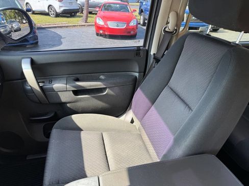 Used 2011 Chevrolet Silverado 1500 LT w/ All-Star Edition image 9
