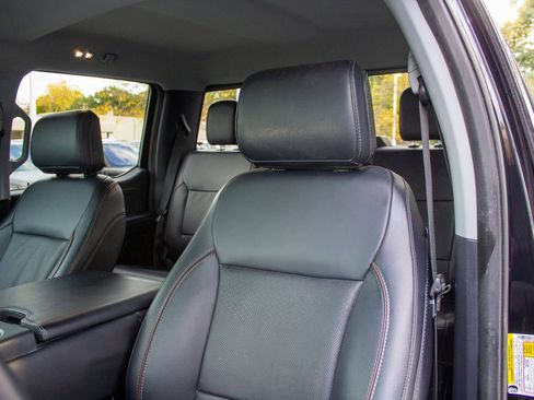 Used 2024 Ford F250 Lariat w/ Sport Appearance Package image 12