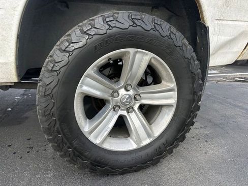 Used 2014 RAM 1500 Sport w/ Sport Premium Group image 25