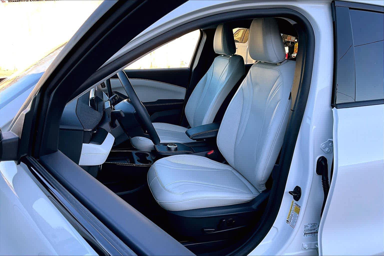 Used 2023 Ford Mustang Mach-E Premium RWD image 7