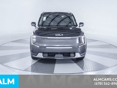 Used 2024 Kia EV9 Wind image 17