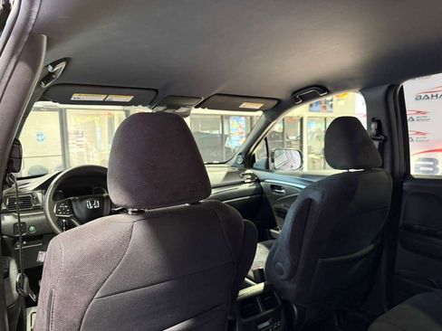 Used 2022 Honda Pilot Sport image 46